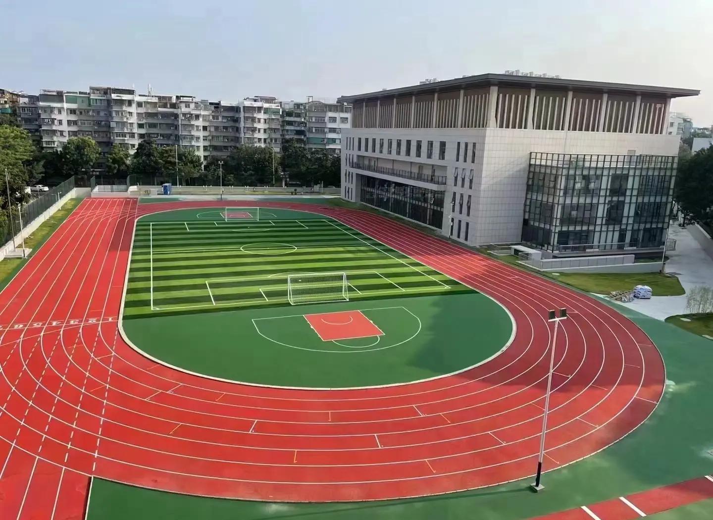 葫芦岛市橡胶跑道塑胶篮球场 - 价格